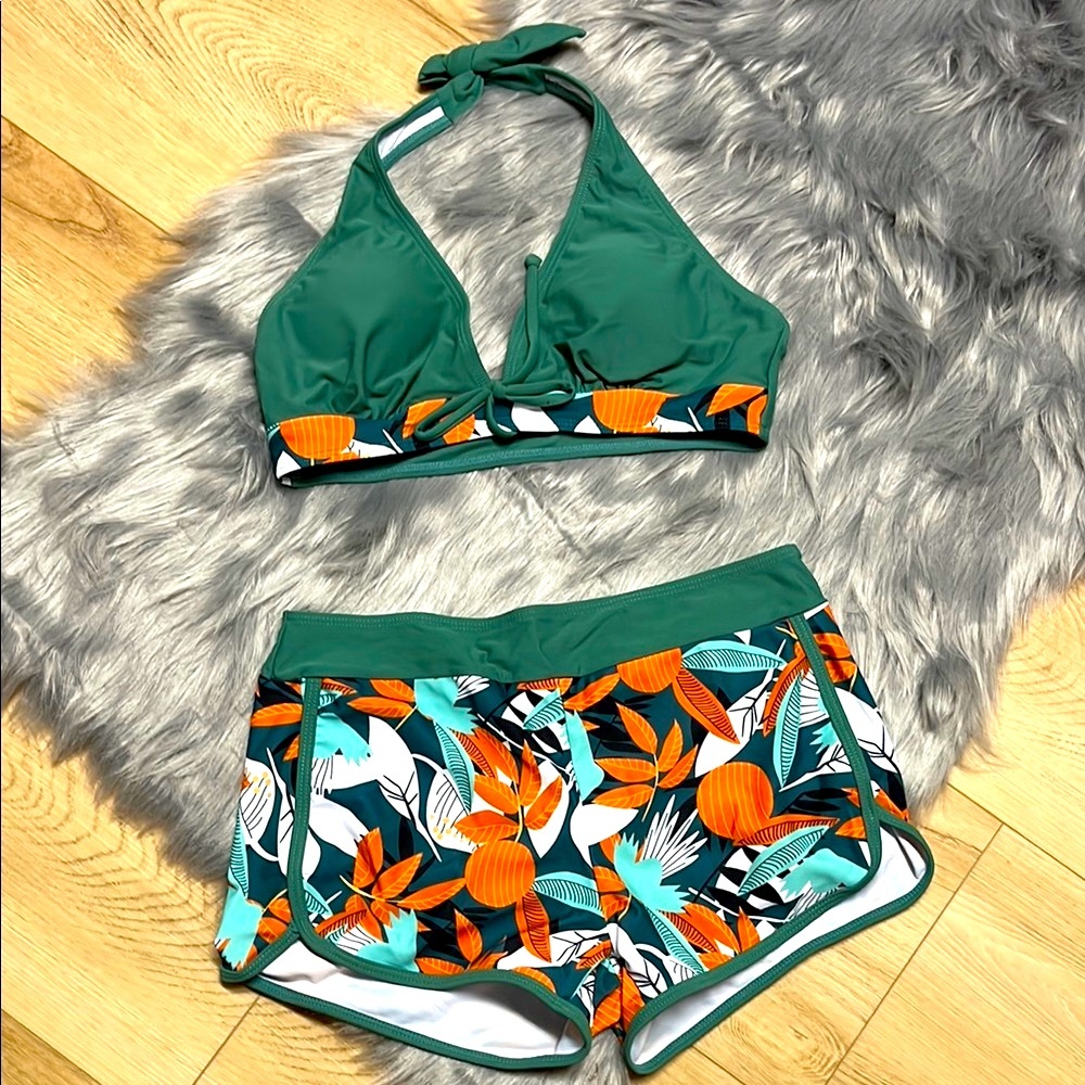 Green and Orange Leaf Print Women's Swim Set